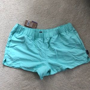 Women’s Barely Baggie Patagonia shorts
